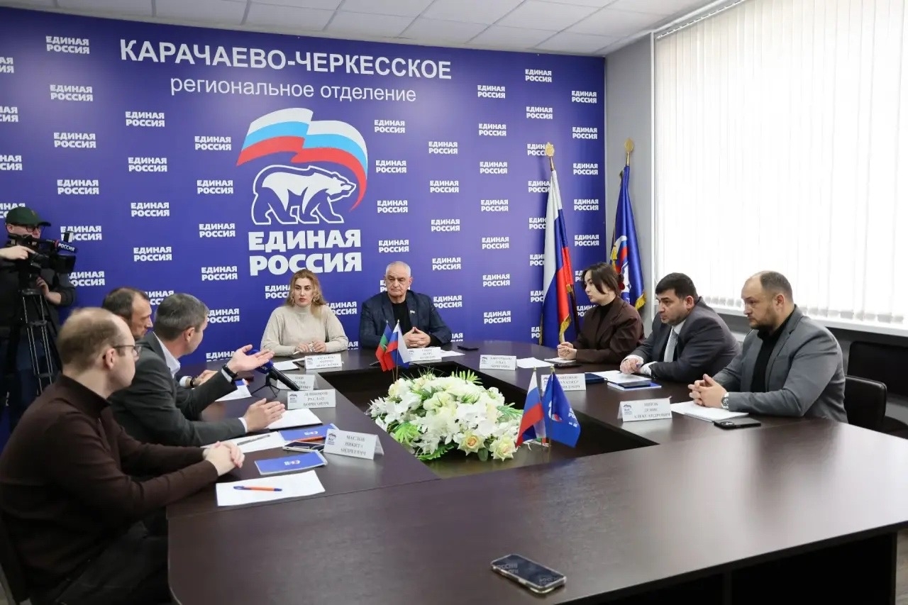 Председатель Комиссии Общественной палаты Карачаево-Черкесии по вопросам строительства, ЖКХ, экологии и дорогам Денис Александрович Липов вошёл в состав рабочей группы по анализу тарифов ЖКХ