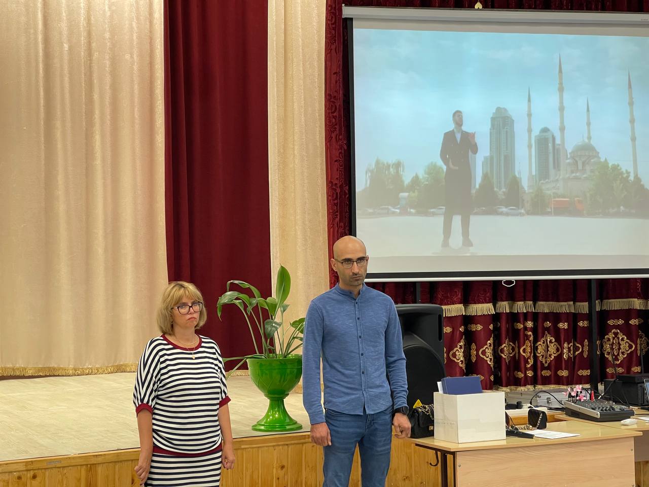 Тренеры-преподаватели Общественной палаты Карачаево-Черкесии продолжили обучение общественных наблюдателей из Малокарачаевского муниципального района